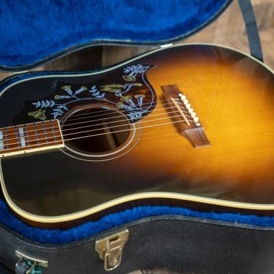 Gibson Custom Shop Hummingbird VS 2010 Vintage Sunburst Acoustic Electric Guitar w/ OHSC image 2