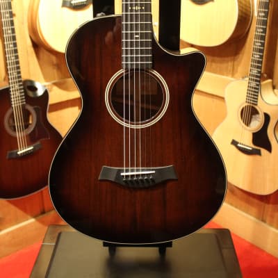 Taylor 522ce 12 Fret Tropical Mahogany Guitar, Free Shipping image 1