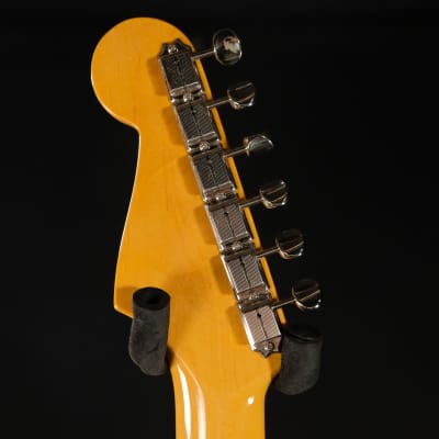 Fender American Vintage II 1961 Stratocaster - Fiesta Red image 7