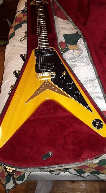 Tokai flying sales v korina