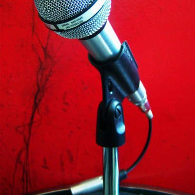 Vintage 1970's Shure 585SB dynamic microphone Low Z Satin