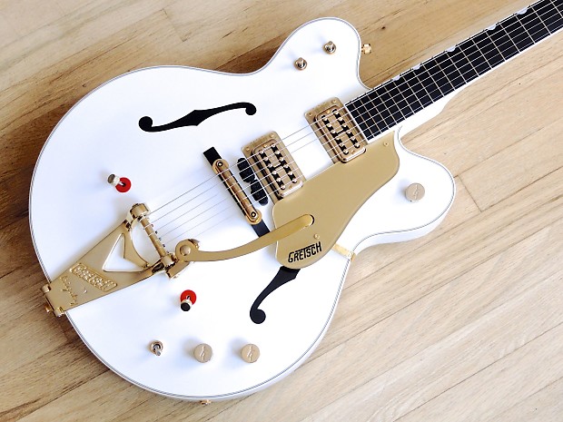 Gretsch G6122-1962 Chet Atkins Country Gentleman White Falcon 2012 White image 1
