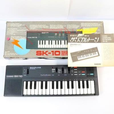 CASIO SK-10 Sampling Keyboard PCM 8-bit portable in box rare! image 1