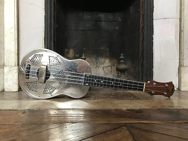 National ukulele top
