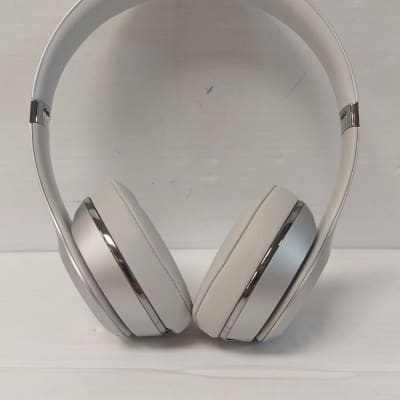 Beats by Dre A1796 image 2