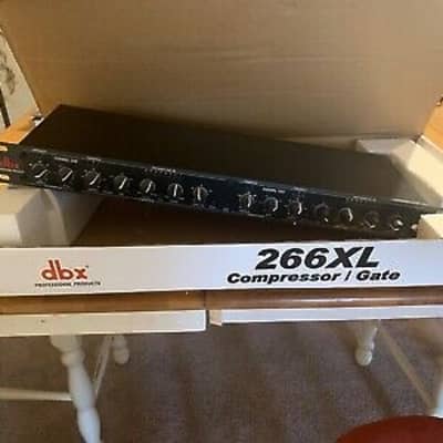 2000s DBX 266XL Stereo Compressor / Gate image 1