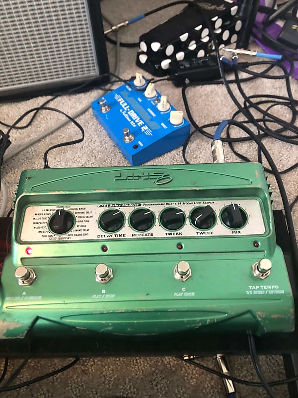 Line 6 DL4 Delay Modeler | Reverb