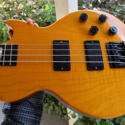 Gibson Les Paul Deluxe Plus Bass ,  LPB-2 ,  Hard case , Figured maple top, Great specimen image 9