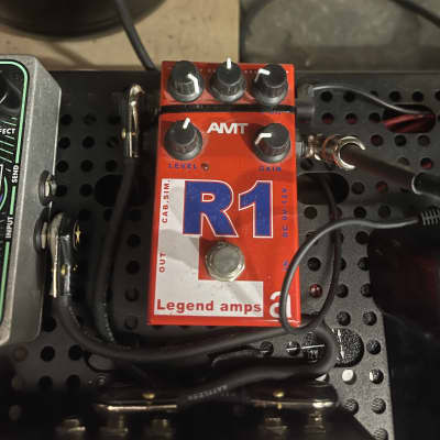 AMT Electronics R1 Legend pedal