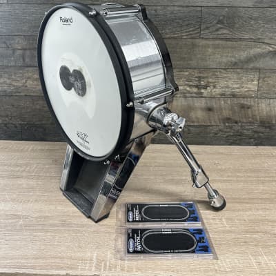 Roland KD-140 V-Kick 14in. V-Drum Bass Drum Trigger Pad Silver Chrome #1827