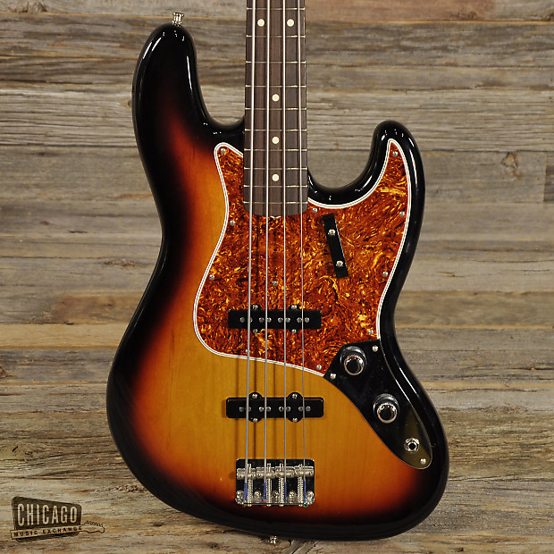 Fender American Vintage 62 Reissue Jazz Bass Sunburst USED s101