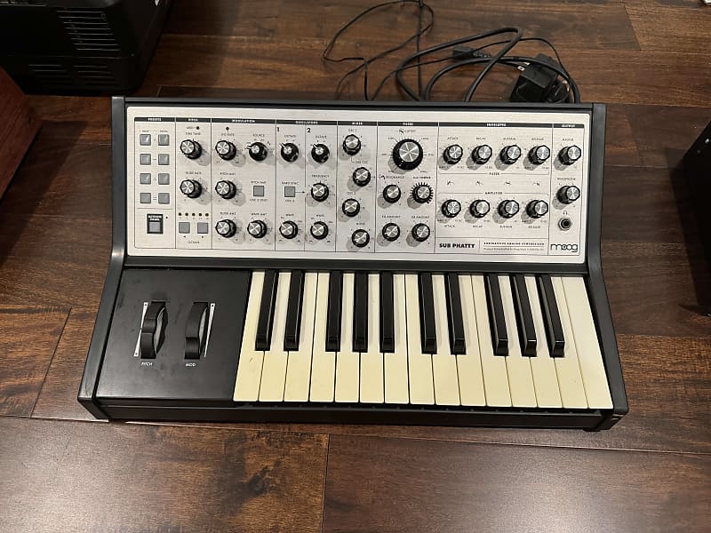 Moog Sub Phatty Analog Synthesizer