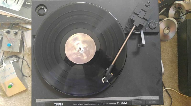 Yamaha P 220 Turntable New Belt , New Cartridge With Stylus /No dust Cover/  			