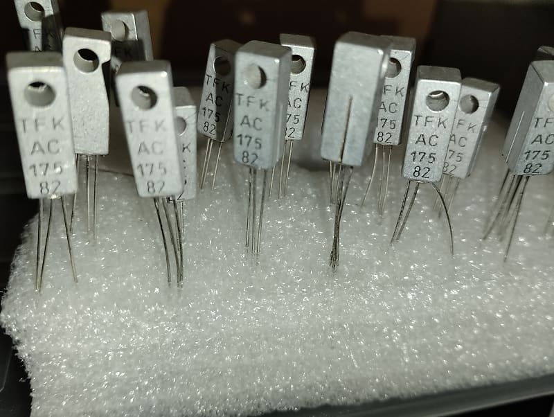 Germanium Transistors Fuzz Overdrive & Op-Amps NOS image 1