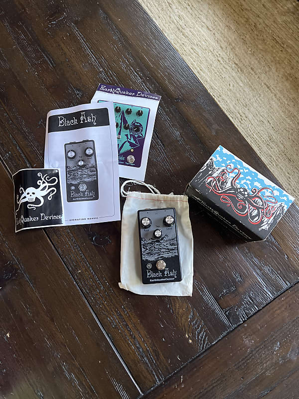 EarthQuaker Devices / Black Ash 2018年製 EarthQuaker Devices Releases the Black Ash - Premier Guitar