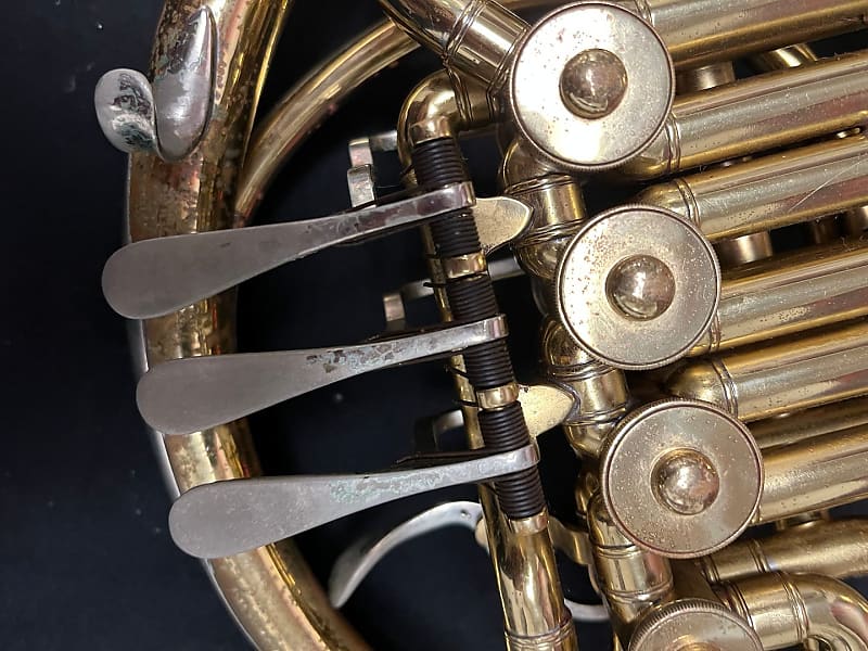 C.G. Conn 6D Vintage Elkhart Double French Horn (Carle Place