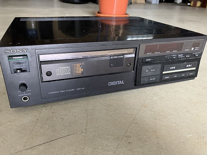 Sony Cdp-101 1982 Black