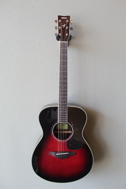Yamaha FS830-DSR Small-Body Acoustic Guitar Dusk Sun Red