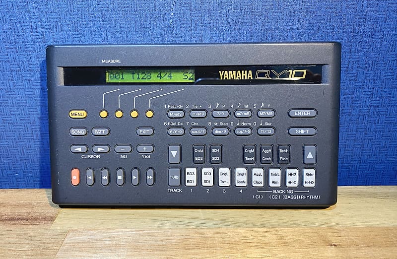 その他 YAMAHA QY10 MUSIC SEQUENCER DSC03310.jpg?v=1721870861