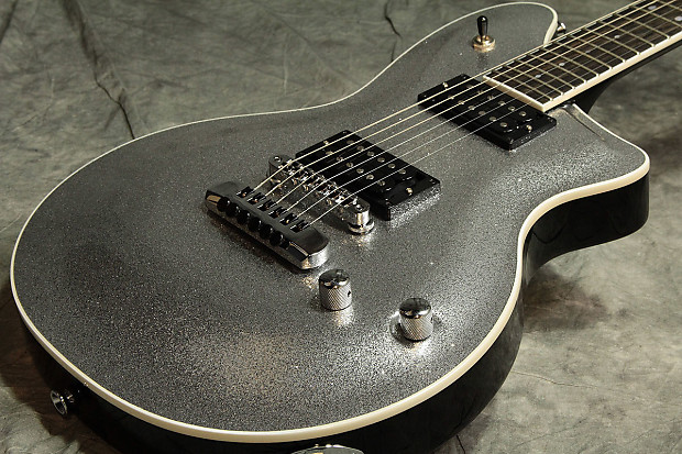 ギター Washburn USA Custom Shop P4 Washburn P4 Custom Shop w/ Duncans - Evolution Music