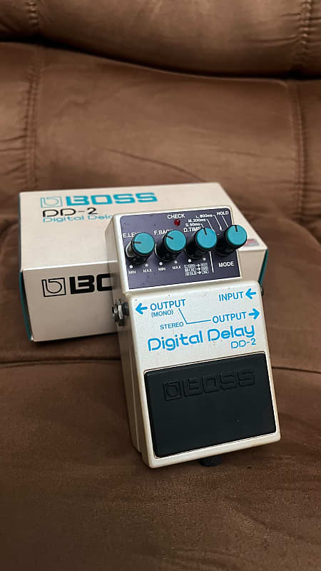 Boss DD-2