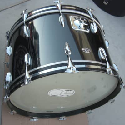 Slingerland 5 ply Bass Drum 24X14 BLACK CHROME from the 1970s Great Condition! image 23