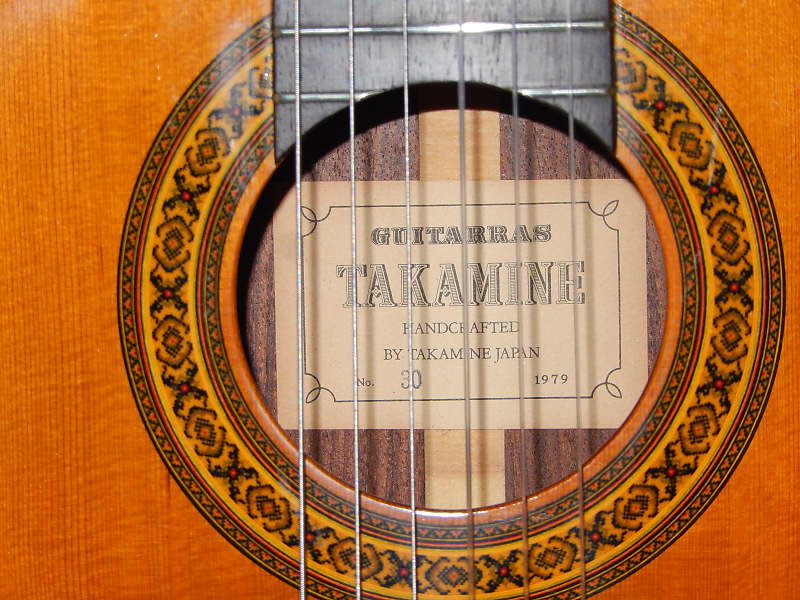 Takamine №30 クラシックギター 1982年みたい箇所の画像をアップします 