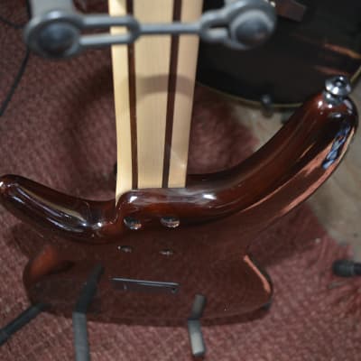 An excellent reliable Ibanez SR370 Soundgear Active Bass in Brown Burst, w/New Black Dunlop Straploks & a New Black ABS HSC image 5