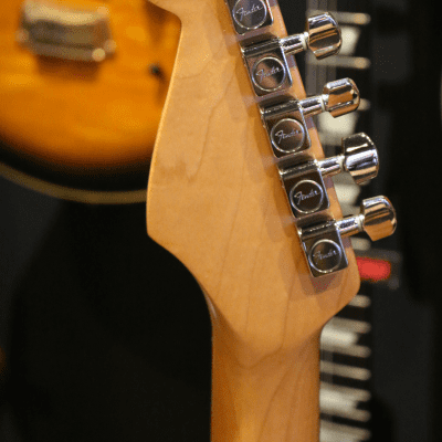 Fender American Standard Stratocaster 1997 Lake Placid Blue image 6