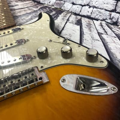 Fender Stratocaster 1999 Sunburst image 7