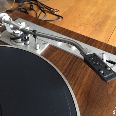 Pioneer XL-1550 Direct-Drive Turntable [Japanese Pioneer XL-1550 Direct-Drive Turntable [Japanese
