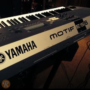 Yamaha Motif ES 8