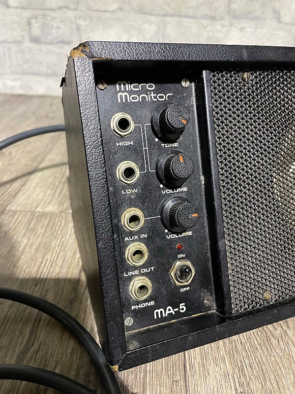 BOSS MA-15A アンプ BOSS MA-15A モニタースピーカー BOSS MA-15A
