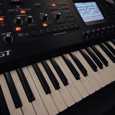 Roland V-Synth GT Synthesizer