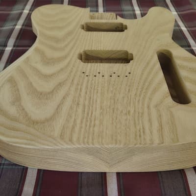 Woodtech Routing - 2 pc Catalpa - Curved Arm & Belly Cut - Double Humbucker Telecaster Body - Unfinished image 3