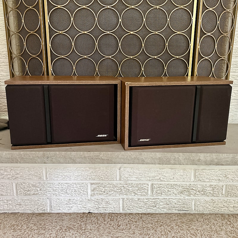 Bose 301 Series III Speaker Pair (Left/Right)  			