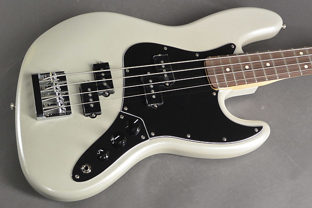 Fender blacktop jazz bass for sale hotsell