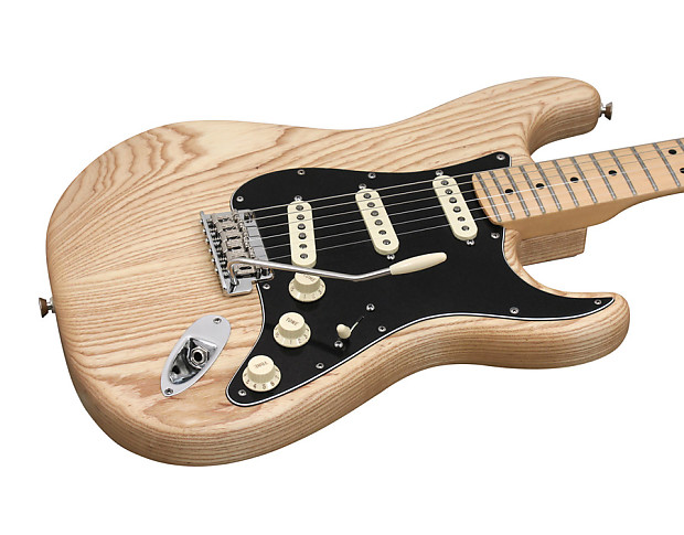 Vintage 1976 Fender Stratocaster Natural Finish | Cream City