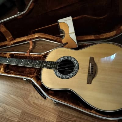 Ovation 1127 Glen Campbell Artist