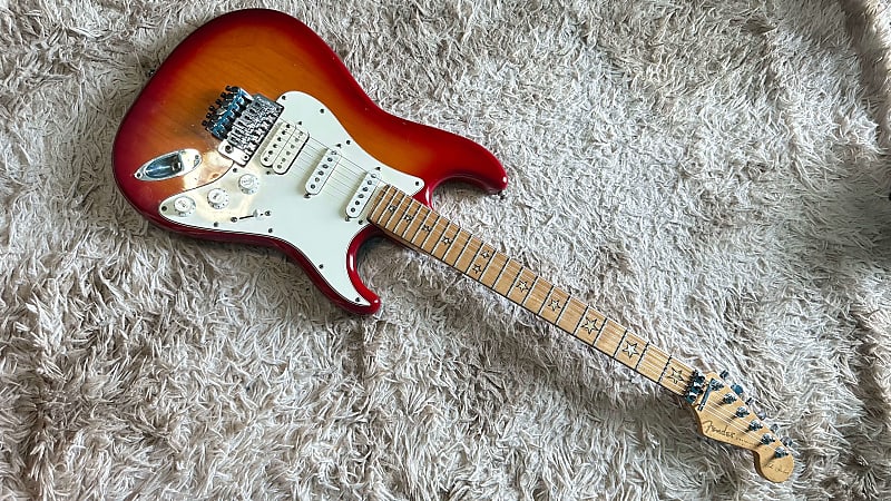 Fender Richie Sambora Signature Stratocaster 1993 - 1999 - Cherry Sunburst