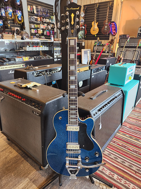 Guild DeArmond Model M-75T *Blue Sparkle* Model M-75T 1990's