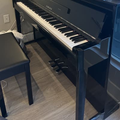 Yamaha NU1X AvantGrand 88-Key Hybrid Digital Piano 2018 - Present - Polished Ebony image 4