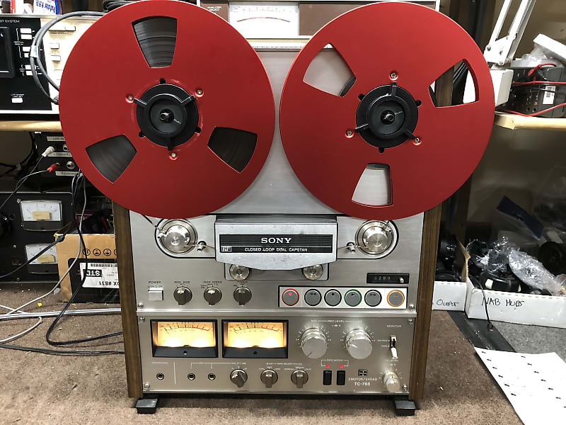 A leisurely look at the classic Sony TC-765 Reel to Reel Tape
