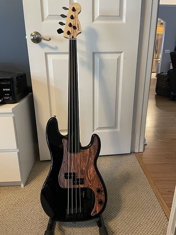Parts Bass Fender/Squier Fretless Precision Bass 2022 Black Reverb