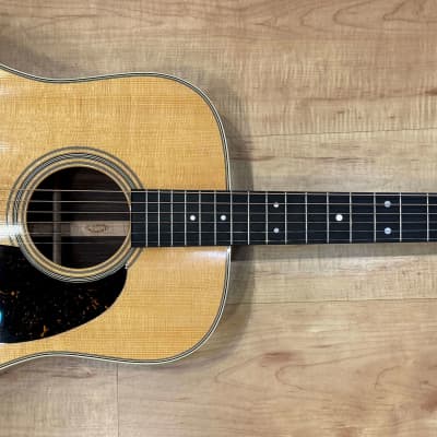 Martin Standard Series D-28 Acoustic Guitar Natural Gloss SN: 2829496 image 2