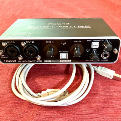 Roland UA-55 Quad-Capture USB 2.0 Audio Interface Roland UA-55 Quad-Capture USB 2.0 Audio Interface