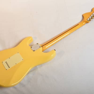 Fender ST-72 YM Yngwie Malmsteen Signature Stratocaster MIJ 1994 - 1999 - Vintage White image 8