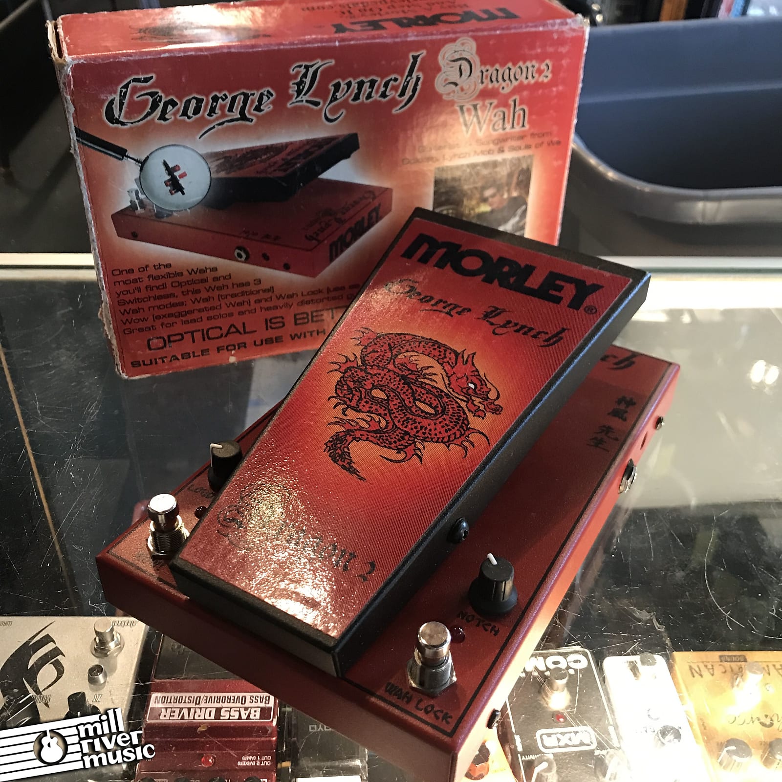 Amazon.com: MORLEY George Lynch Dragon 2 Wah (MTGLW2) : Musical Instruments
