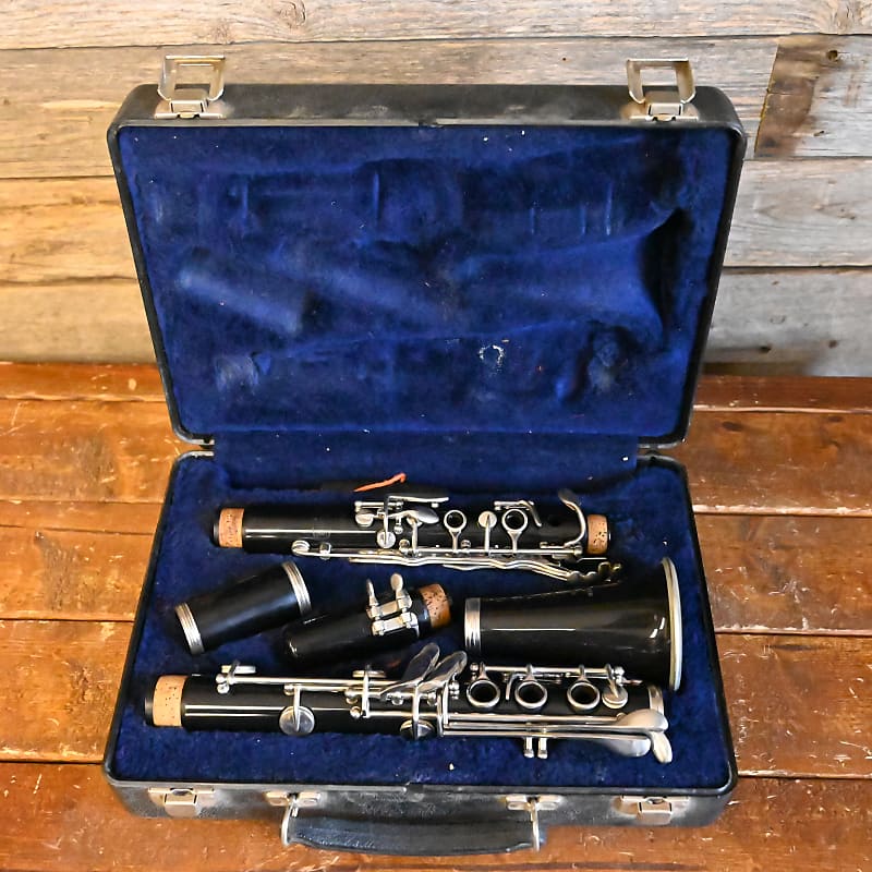 (15408) Selmer Bundy 577 Reverb