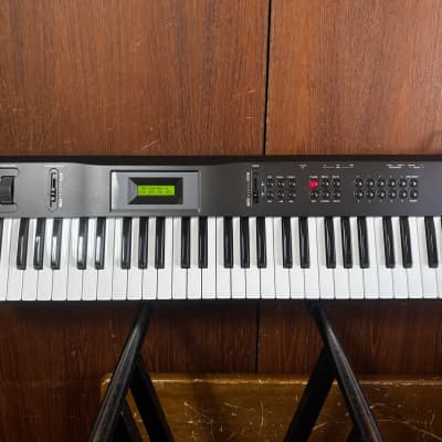 Korg X5 MUSIC SYNTHESIZER AI² SYNTHE w/ bag power supply New internal battery!